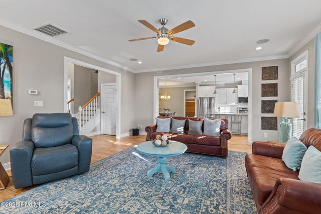 112 Castaway Cove, Cedar Point, NC 28584