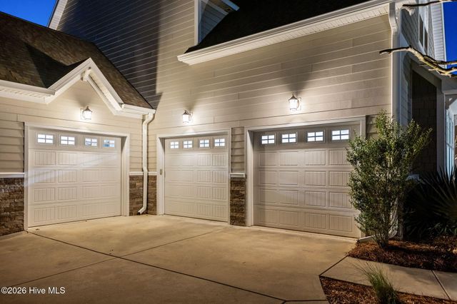 112 Castaway Cove, Cedar Point, NC 28584