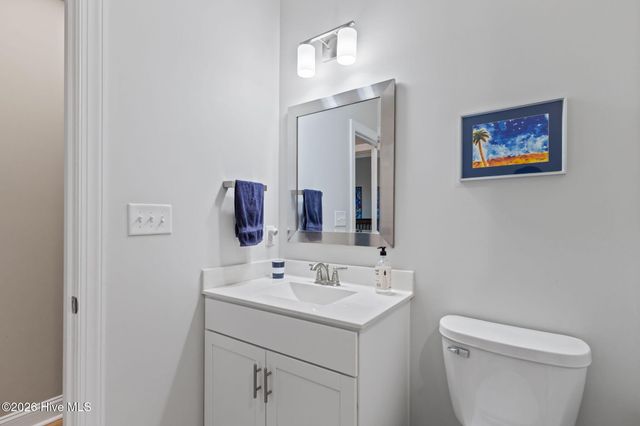 112 Castaway Cove, Cedar Point, NC 28584