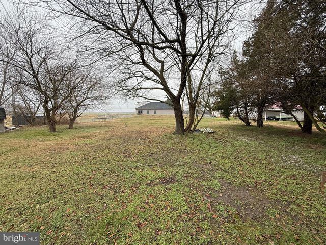 660 LOBO RD, Harrington, DE 19952