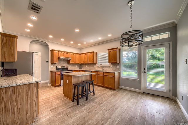 6303 BIG BEND CV, San Antonio, TX 78253