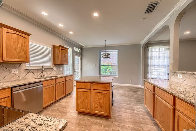 6303 BIG BEND CV, San Antonio, TX 78253