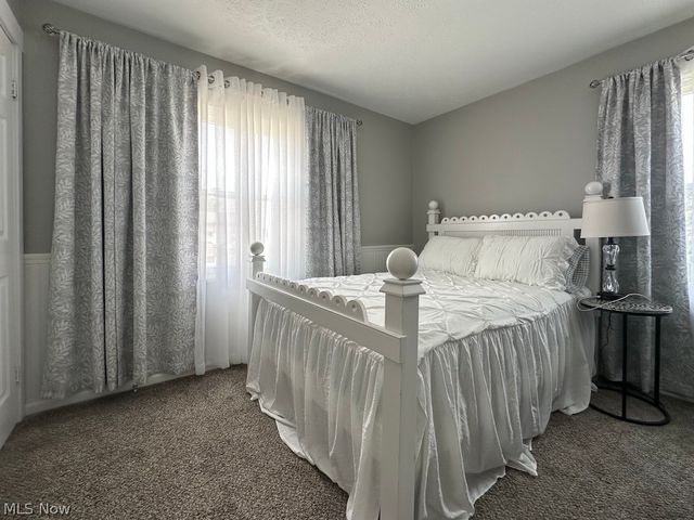 4323 Russell Avenue, Parma, OH 44134