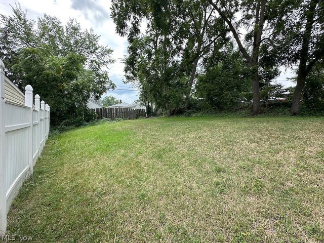 4323 Russell Avenue, Parma, OH 44134