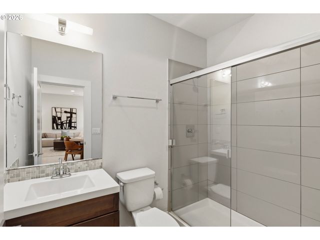 1722 Sw CUSTER St, Portland, OR 97219