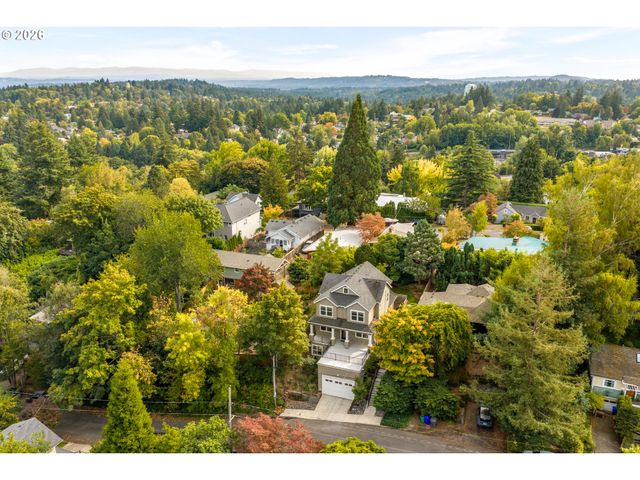 1722 Sw CUSTER St, Portland, OR 97219