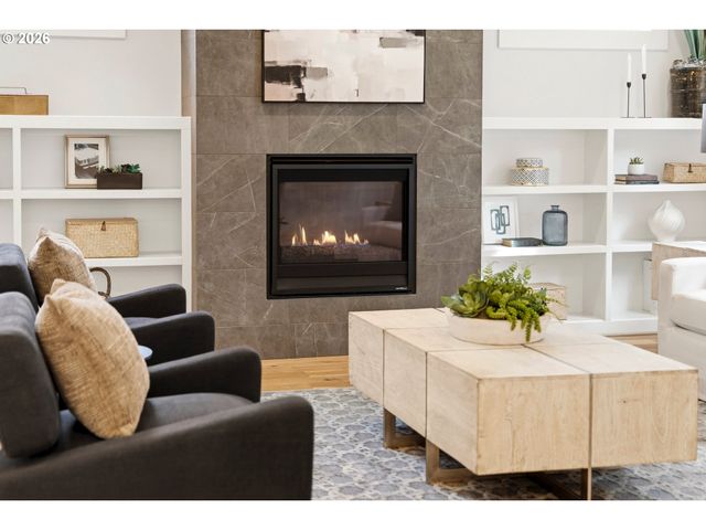1722 Sw CUSTER St, Portland, OR 97219