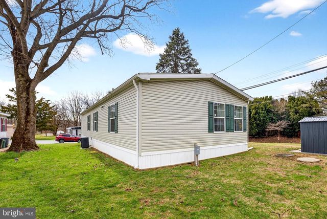 61 VIOLET DR, Honey Brook, PA 19344