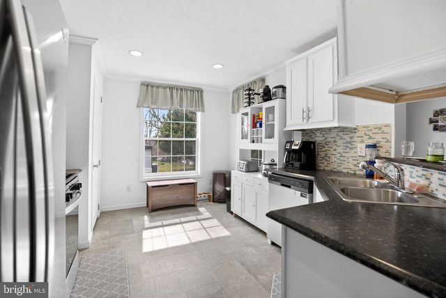 61 VIOLET DR, Honey Brook, PA 19344