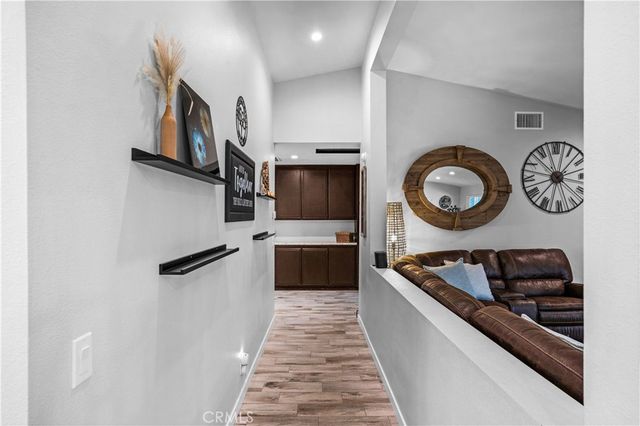 22841 Wind Song Place, Canyon Lake, CA 92587