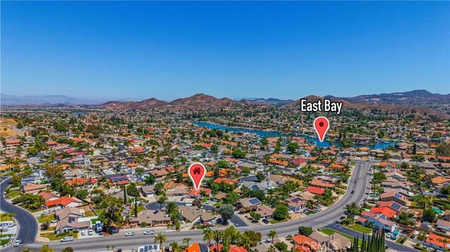 22841 Wind Song Place, Canyon Lake, CA 92587