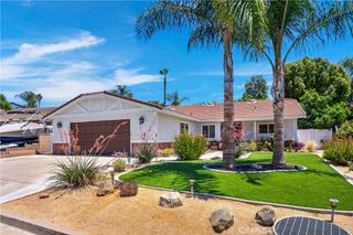 22841 Wind Song Place, Canyon Lake, CA 92587