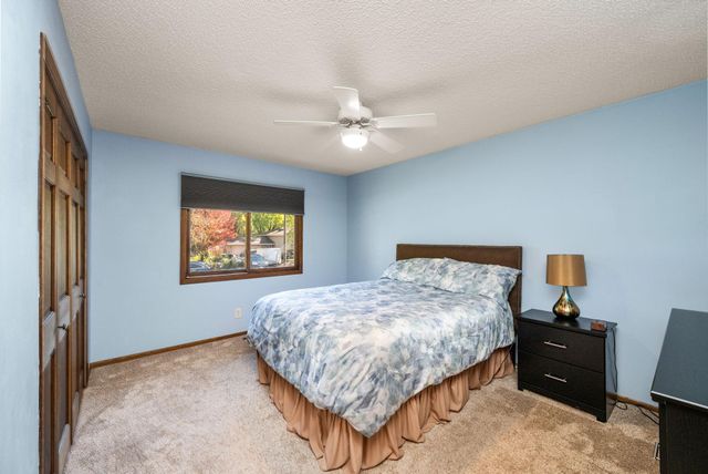 7501 James Avenue N, Brooklyn Park, MN 55444