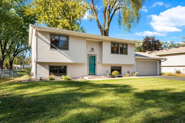 7501 James Avenue N, Brooklyn Park, MN 55444
