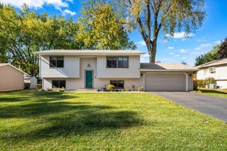 7501 James Avenue N, Brooklyn Park, MN 55444