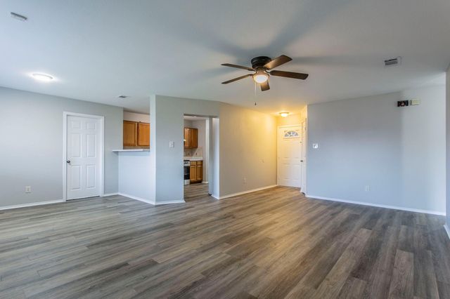 1904 Basalt DR, Killeen, TX 76549