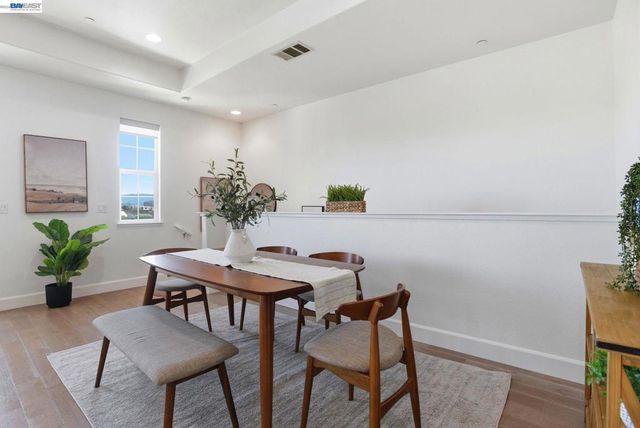 640 Turnbuckle Dr 1611, Redwood City, CA 94063