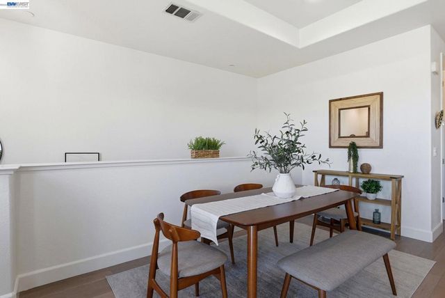 640 Turnbuckle Dr 1611, Redwood City, CA 94063