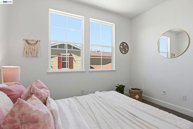 640 Turnbuckle Dr 1611, Redwood City, CA 94063