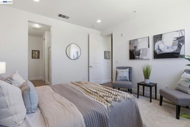 640 Turnbuckle Dr 1611, Redwood City, CA 94063