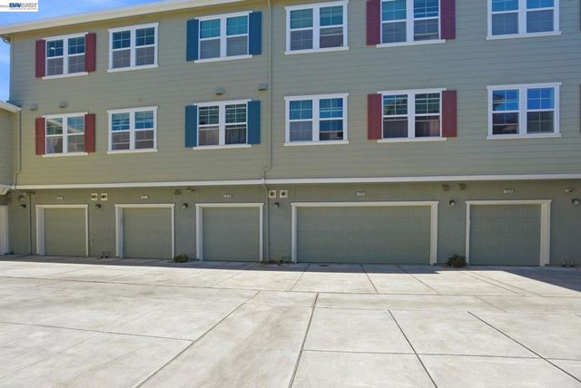 640 Turnbuckle Dr 1611, Redwood City, CA 94063