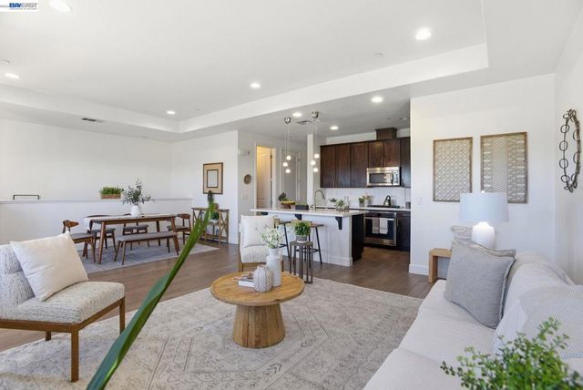 640 Turnbuckle Dr 1611, Redwood City, CA 94063