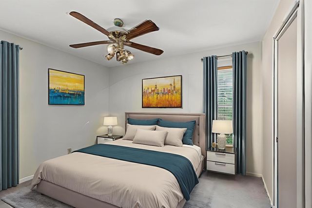 2710 W ROLLINS RD AA-1, Columbia, MO 65203