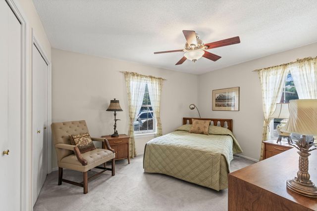 2710 W ROLLINS RD AA-1, Columbia, MO 65203