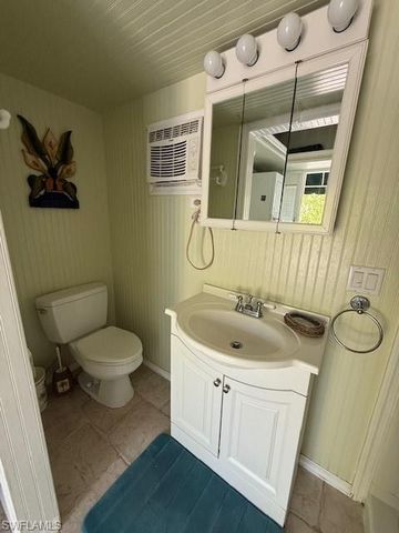 4792 Corian CT, Naples, FL 34114