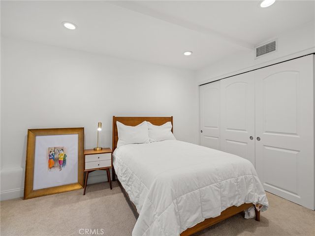 2317 Elm Avenue, Manhattan Beach, CA 90266