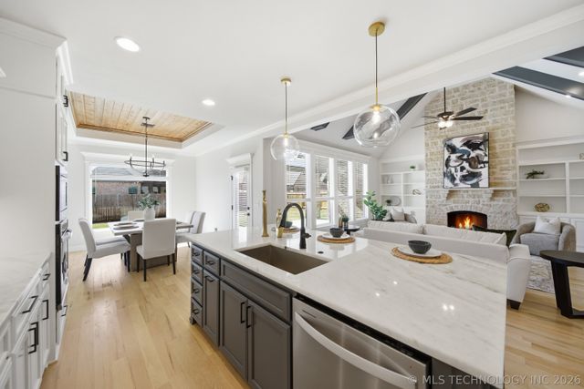 5918 E 126th Place, Bixby, OK 74008