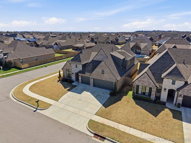 5918 E 126th Place, Bixby, OK 74008