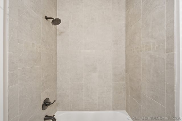 5918 E 126th Place, Bixby, OK 74008