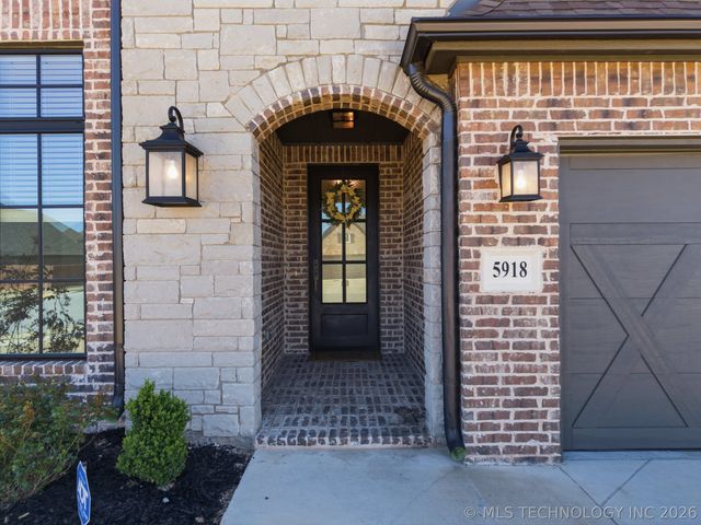 5918 E 126th Place, Bixby, OK 74008