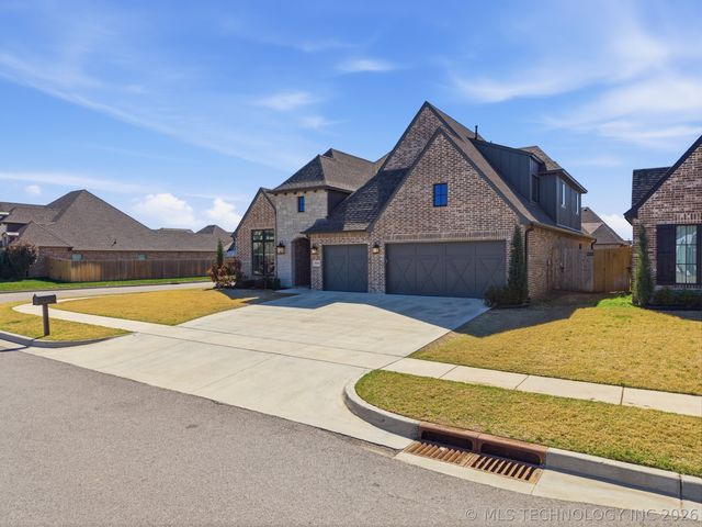 5918 E 126th Place, Bixby, OK 74008