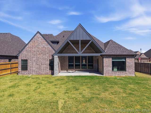 5918 E 126th Place, Bixby, OK 74008
