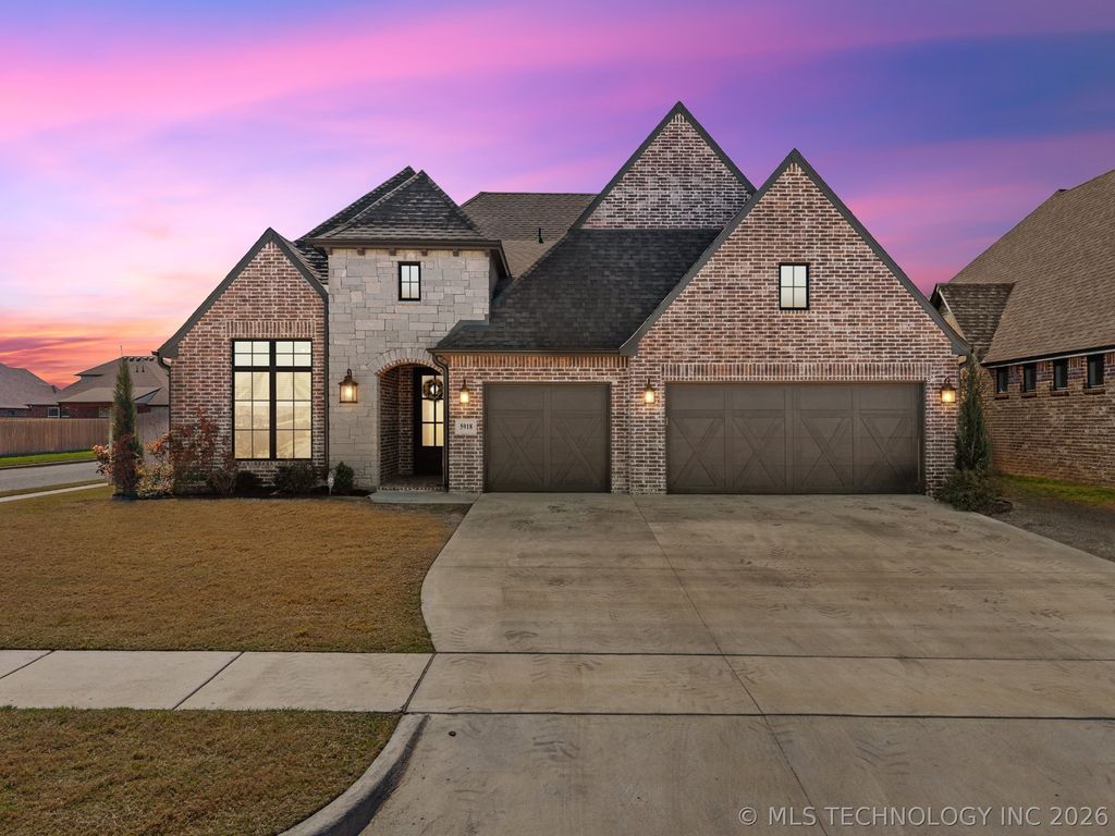 5918 E 126th Place, Bixby, OK 74008