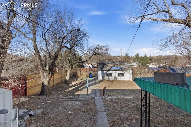 1824 W Platte Avenue, Colorado Springs, CO 80904