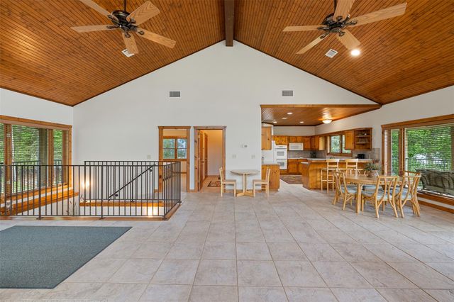 10959 Clyde Acord RD, Franklin, TX 77856