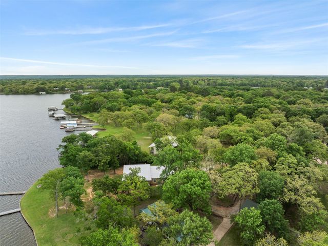 10959 Clyde Acord RD, Franklin, TX 77856