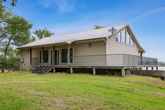 10959 Clyde Acord RD, Franklin, TX 77856