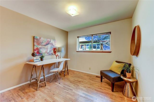 610 27th Avenue E, Seattle, WA 98112