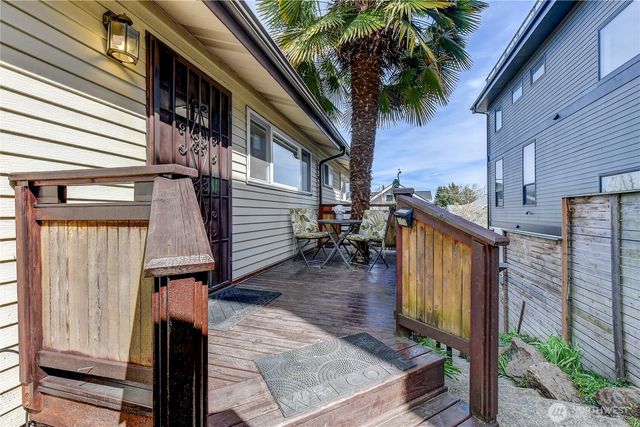 610 27th Avenue E, Seattle, WA 98112