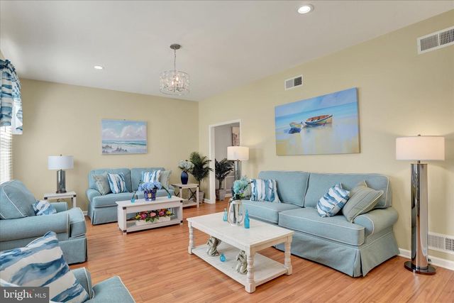 3610 GOLFVIEW DR, Mechanicsburg, PA 17050
