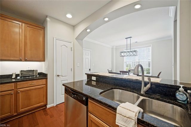 2901 James River TRL, Carrollton, VA 23314