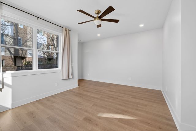 2109 23rd Ave, N, Nashville, TN 37208