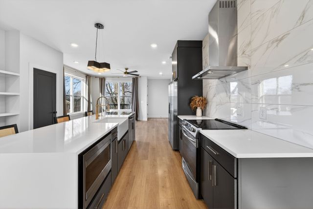 2109 23rd Ave, N, Nashville, TN 37208