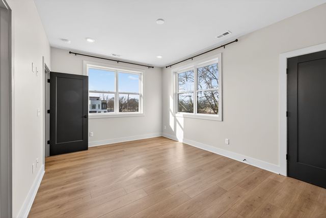 2109 23rd Ave, N, Nashville, TN 37208