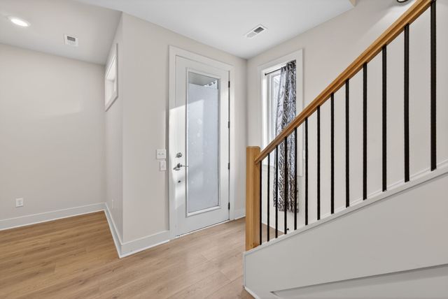 2109 23rd Ave, N, Nashville, TN 37208