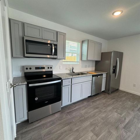 16750 N Marie Village Dr, Conroe, TX 77306